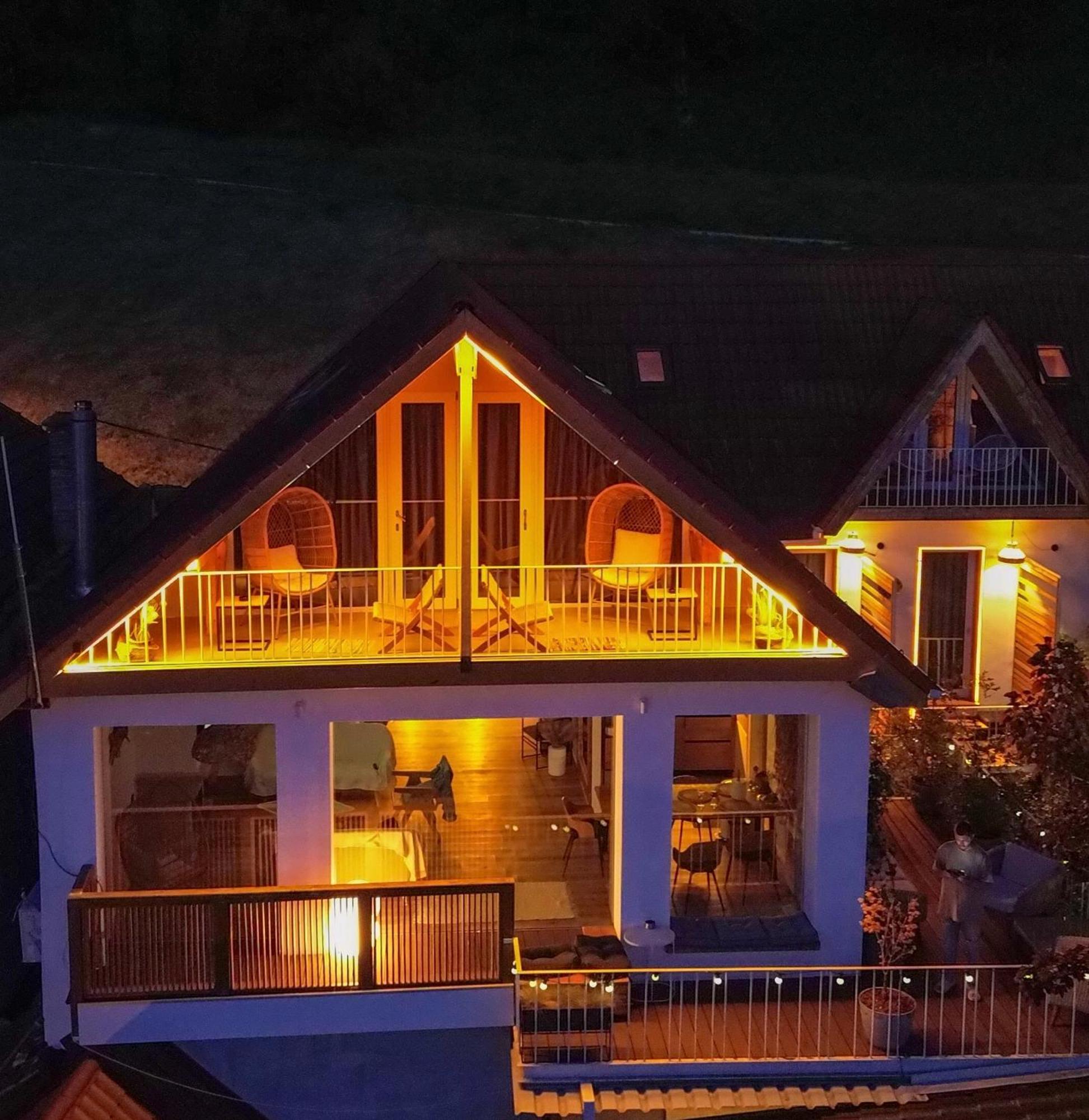 Shard Boutique Hotel-Adult Only Brašov Exteriér fotografie