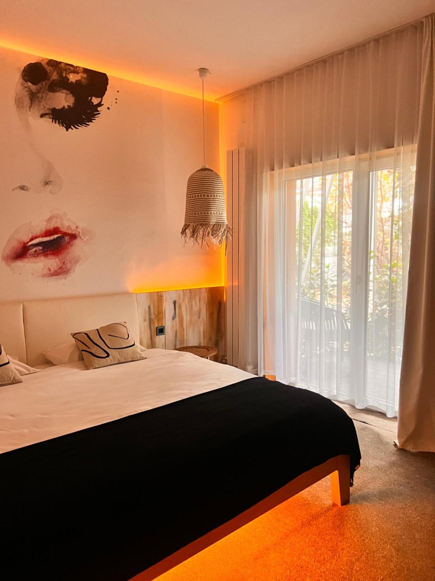 Shard Boutique Hotel-Adult Only Brašov Exteriér fotografie